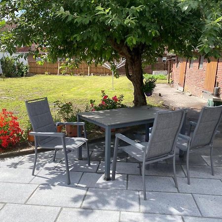 Schoene Ferienwohnung Naehe Stadtmitte Von Wilhelmshaven Buitenkant foto